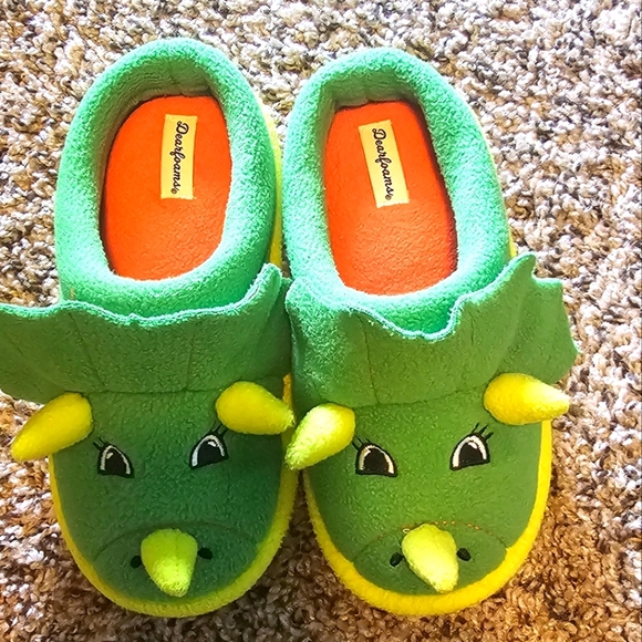 dearfoams Other - Dearfoams Dinosaur Slippers